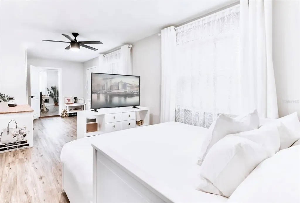 6220 Interbay Tampa FL 33611