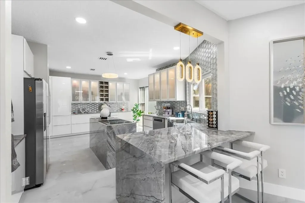 375 Wellington Avenue Oldsmar FL 34677