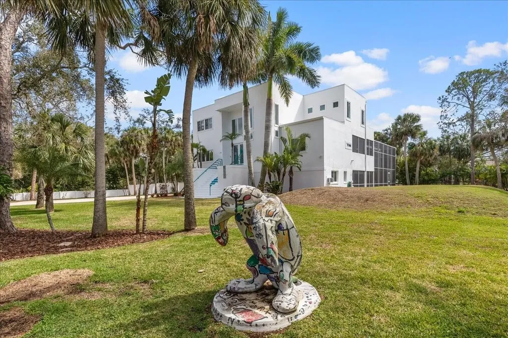 375 Wellington Avenue Oldsmar FL 34677