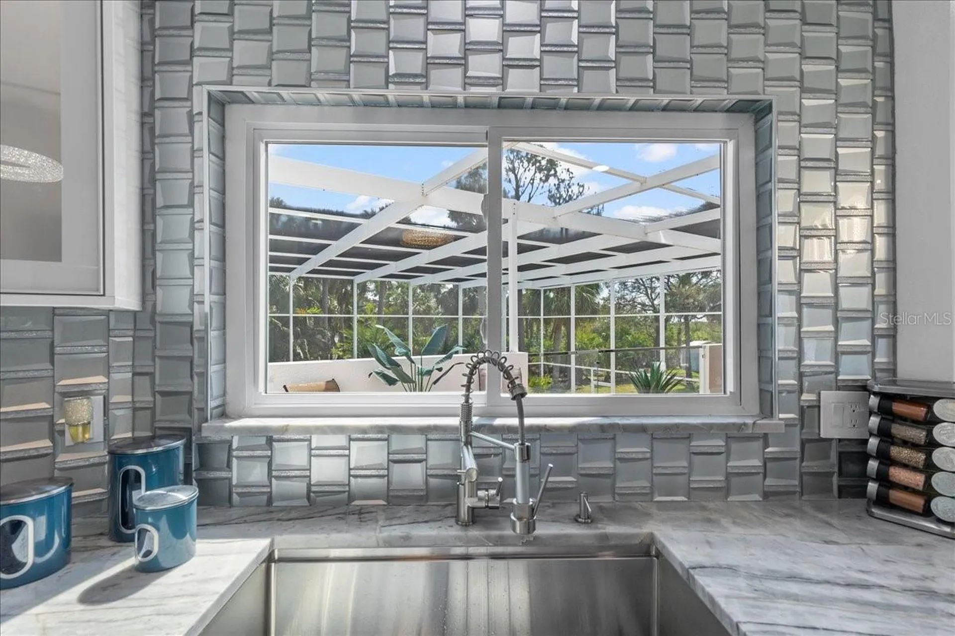 375 Wellington Avenue Oldsmar FL 34677