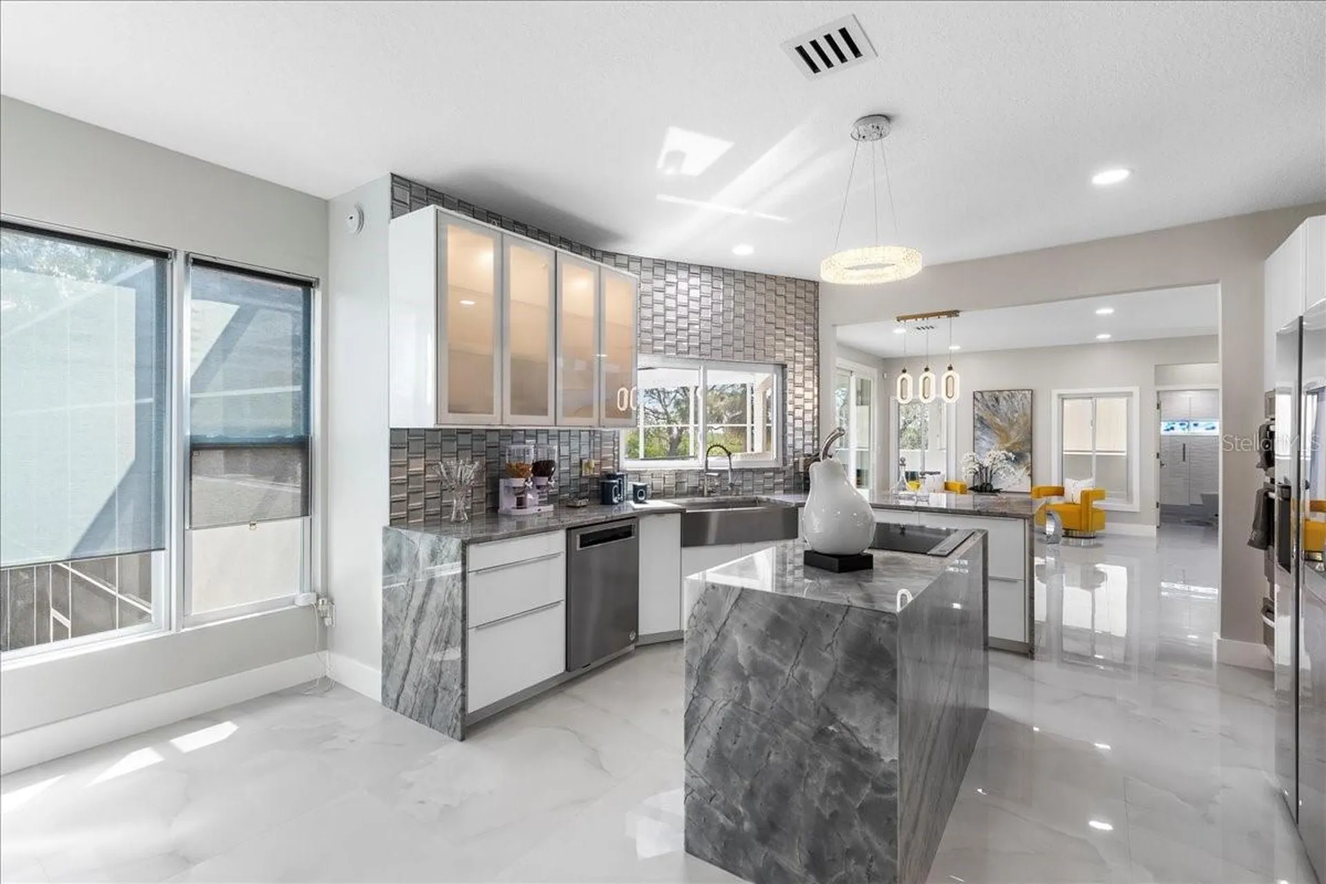 375 Wellington Avenue Oldsmar FL 34677