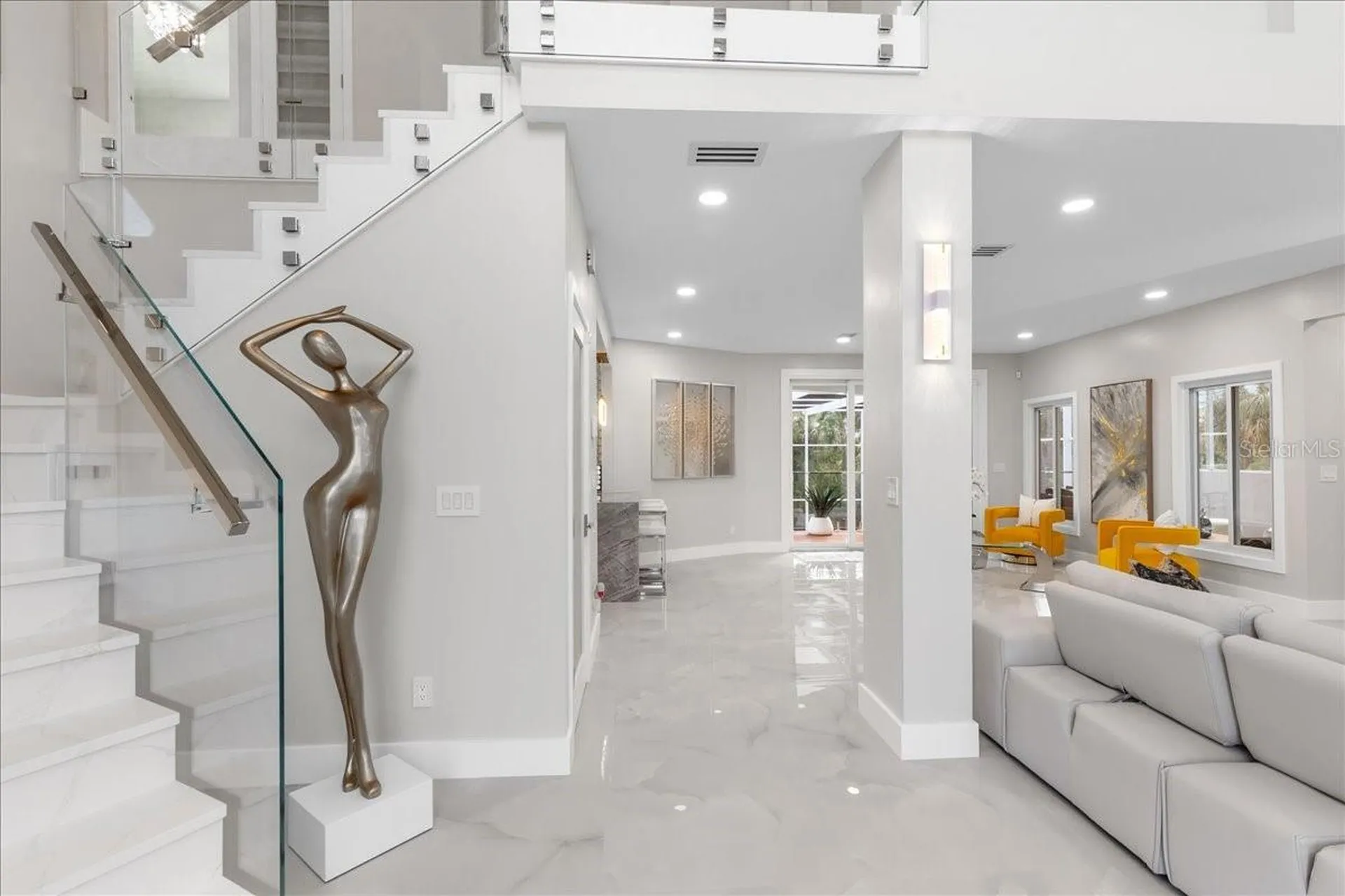 375 Wellington Avenue Oldsmar FL 34677