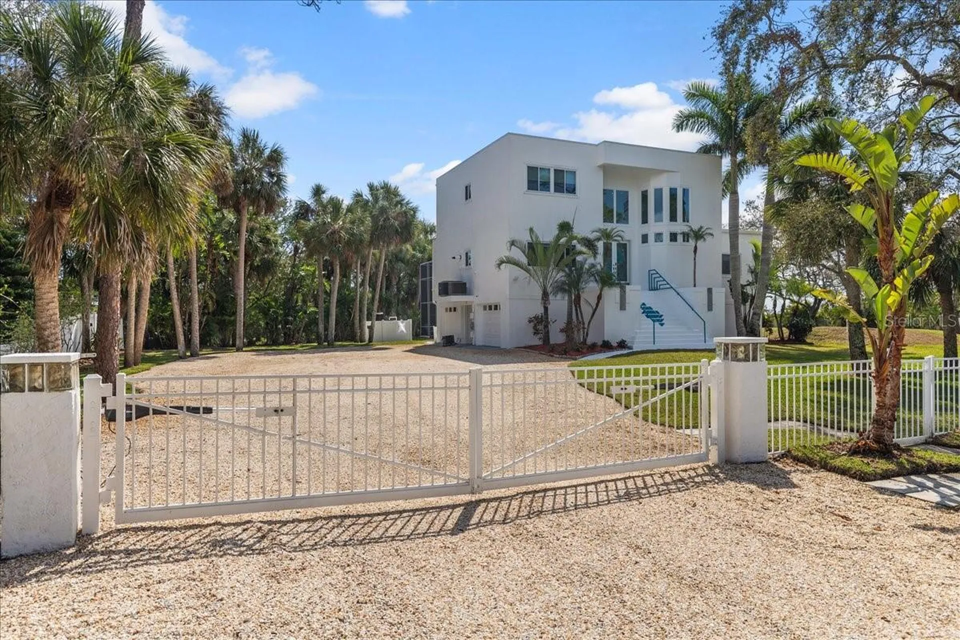 375 Wellington Avenue Oldsmar FL 34677