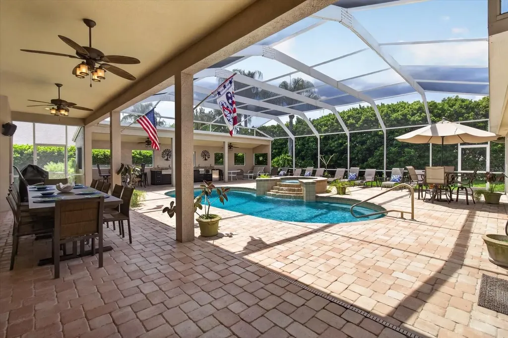 4052 Capitol Drive Palm Harbor FL 34685