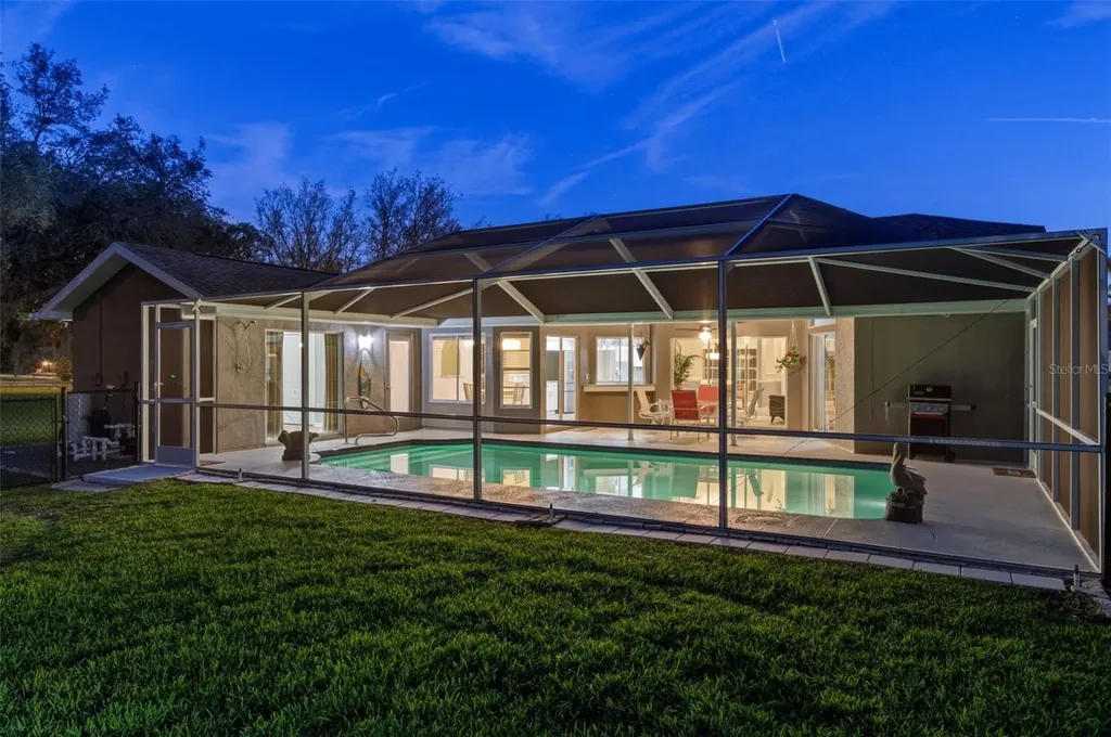 18143 Winding Oaks Boulevard Hudson FL 34667