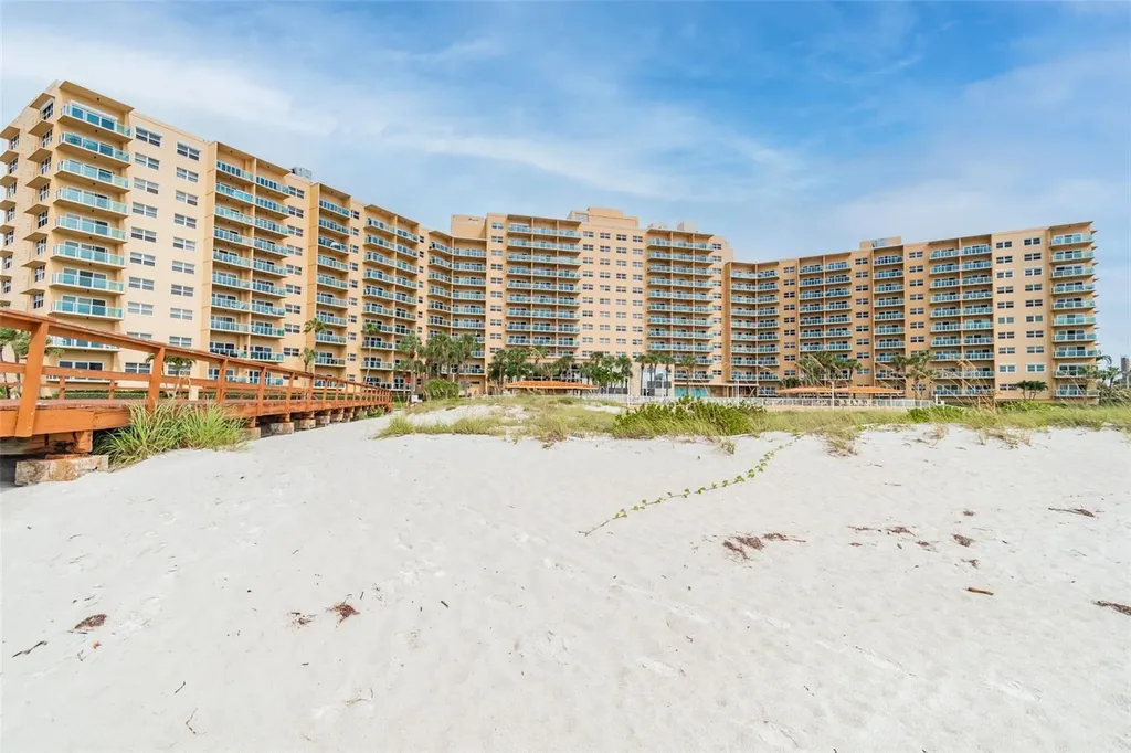 880 Mandalay Avenue Clearwater Beach FL 33767