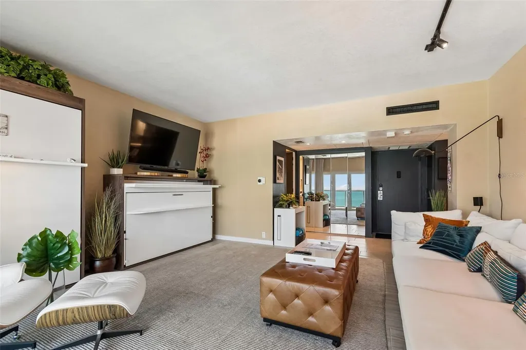 880 Mandalay Avenue Clearwater Beach FL 33767