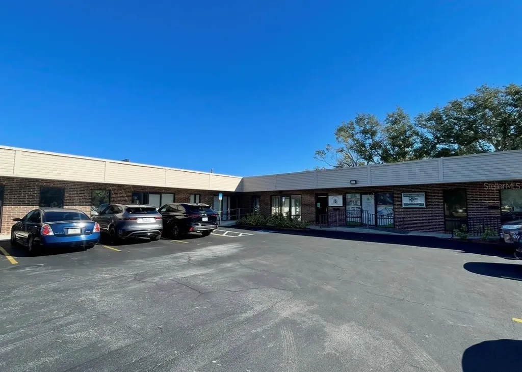 2119 W Brandon Boulevard Brandon FL 33511