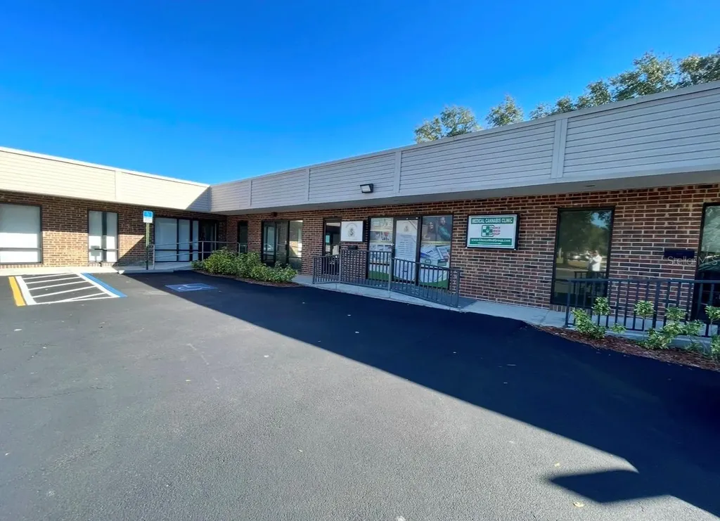 2119 W Brandon Boulevard Brandon FL 33511