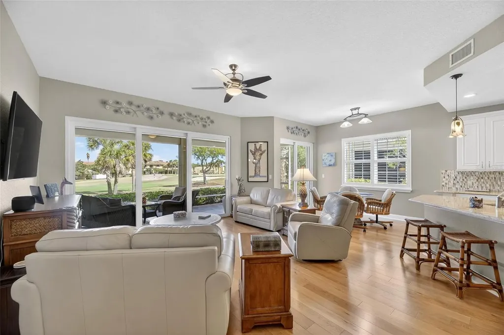 1351 Emerald Dunes Drive Sun City Center FL 33573