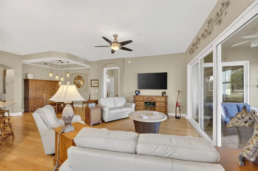 1351 Emerald Dunes Drive Sun City Center FL 33573