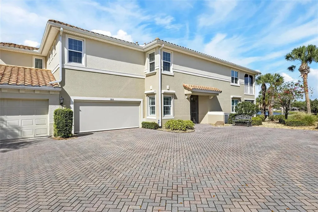 1351 Emerald Dunes Drive Sun City Center FL 33573