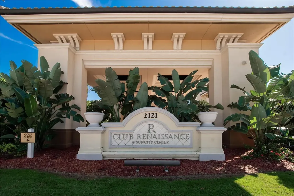 1351 Emerald Dunes Drive Sun City Center FL 33573