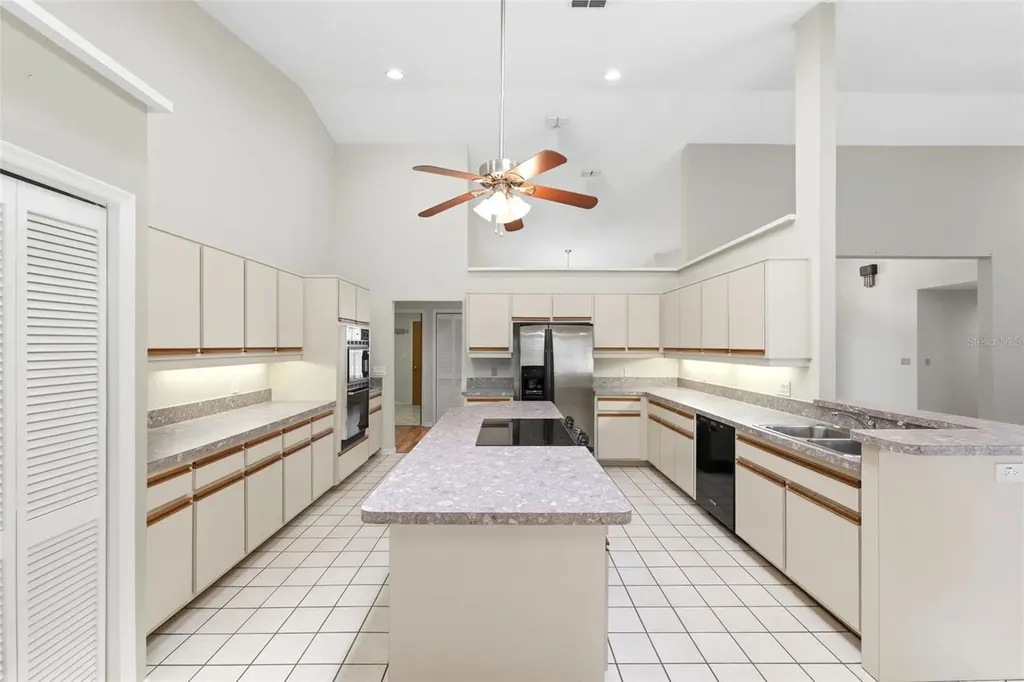 18805 Kelly Road Spring Hill FL 34610