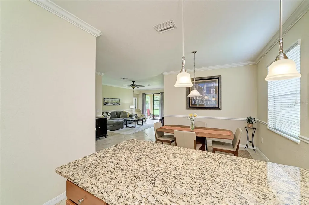 6810 Willowshire Way Bradenton FL 34212
