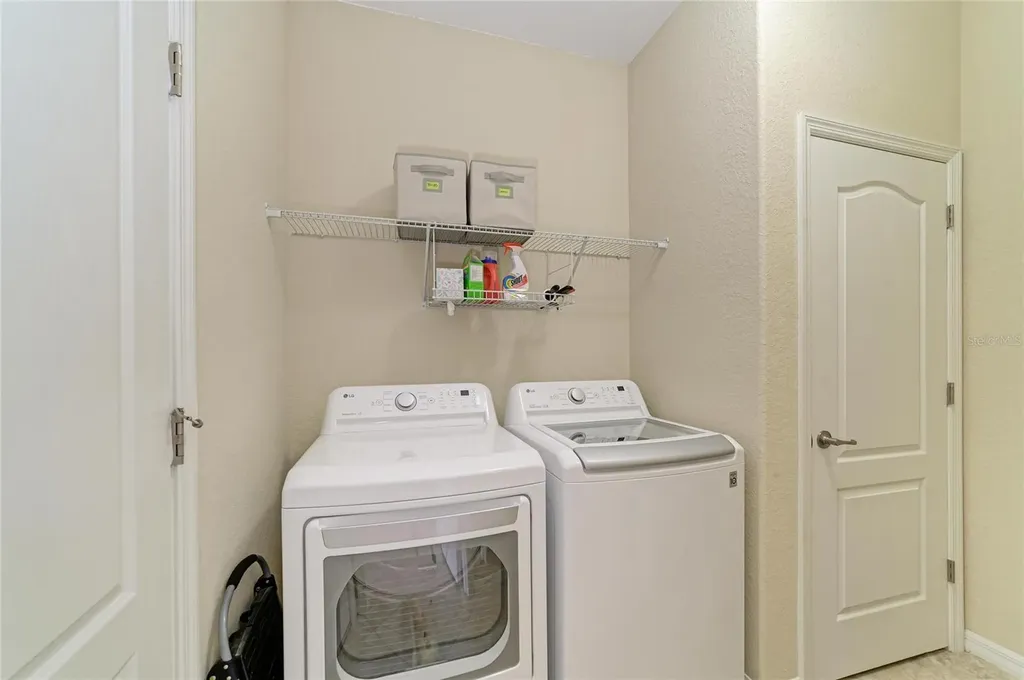 6810 Willowshire Way Bradenton FL 34212