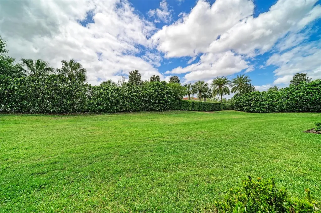 6810 Willowshire Way Bradenton FL 34212