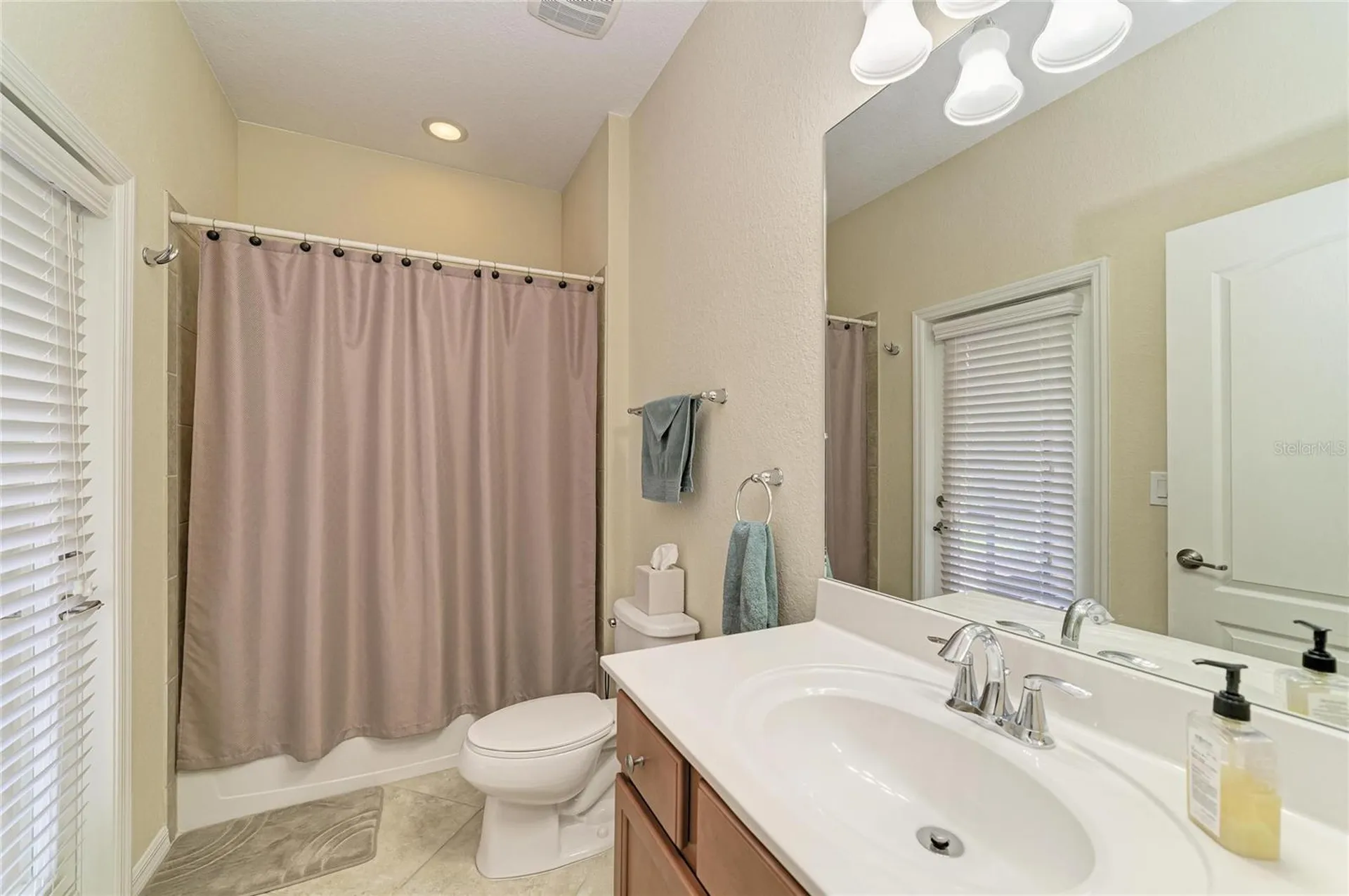 6810 Willowshire Way Bradenton FL 34212
