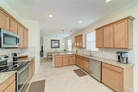 6810 Willowshire Way Bradenton FL 34212