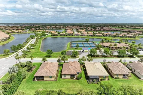 6810 Willowshire Way Bradenton FL 34212