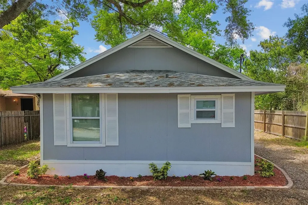 8008 N 12th Street Tampa FL 33604