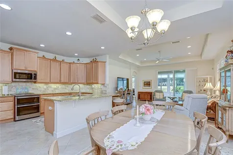 984 Pembroke Point Way Sun City Center FL 33573