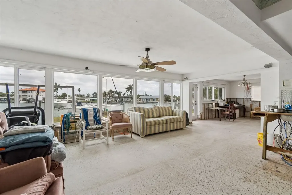 15 Bellevue Drive Treasure Island FL 33706