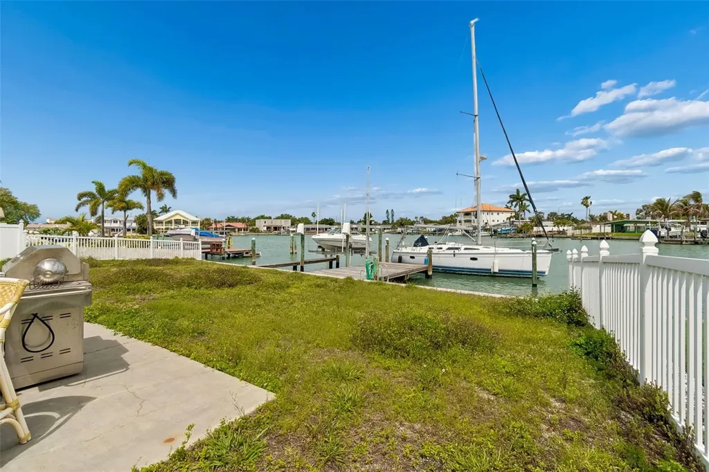 15 Bellevue Drive Treasure Island FL 33706