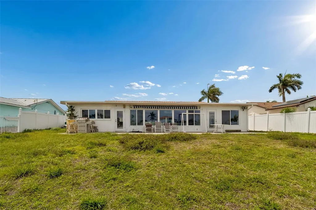 15 Bellevue Drive Treasure Island FL 33706