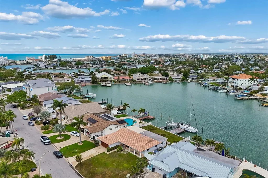 15 Bellevue Drive Treasure Island FL 33706