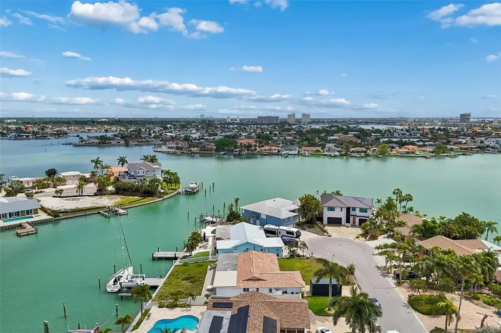 15 Bellevue Drive Treasure Island FL 33706