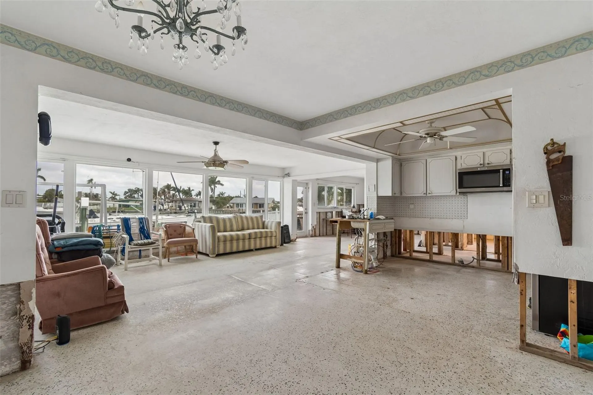 15 Bellevue Drive Treasure Island FL 33706