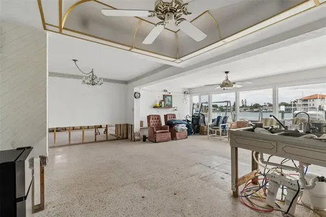 15 Bellevue Drive Treasure Island FL 33706