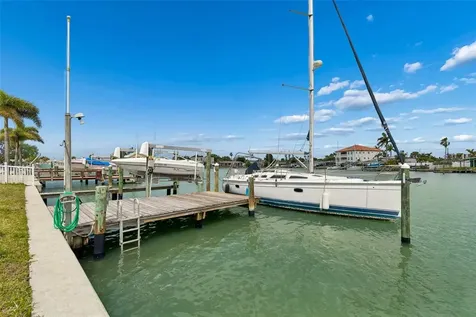 15 Bellevue Drive Treasure Island FL 33706