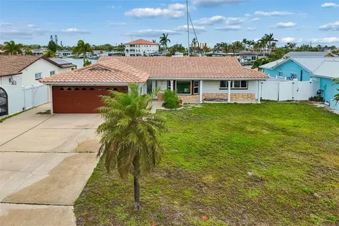 15 Bellevue Drive Treasure Island FL 33706