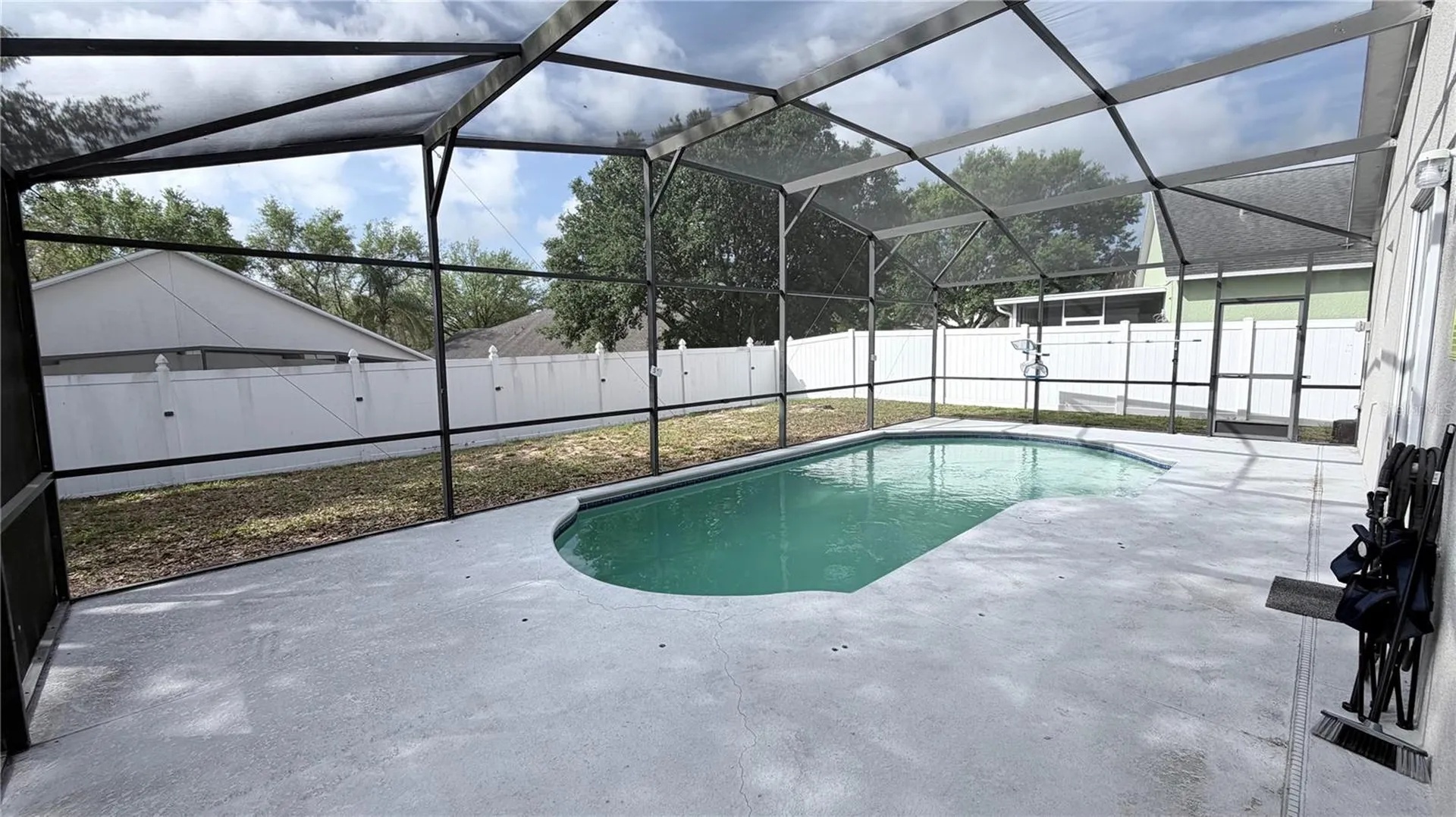 456 Knollwood Drive Davenport FL 33837