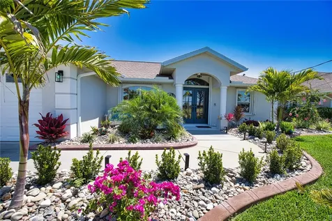 22 Medalist Court Rotonda West FL 33947