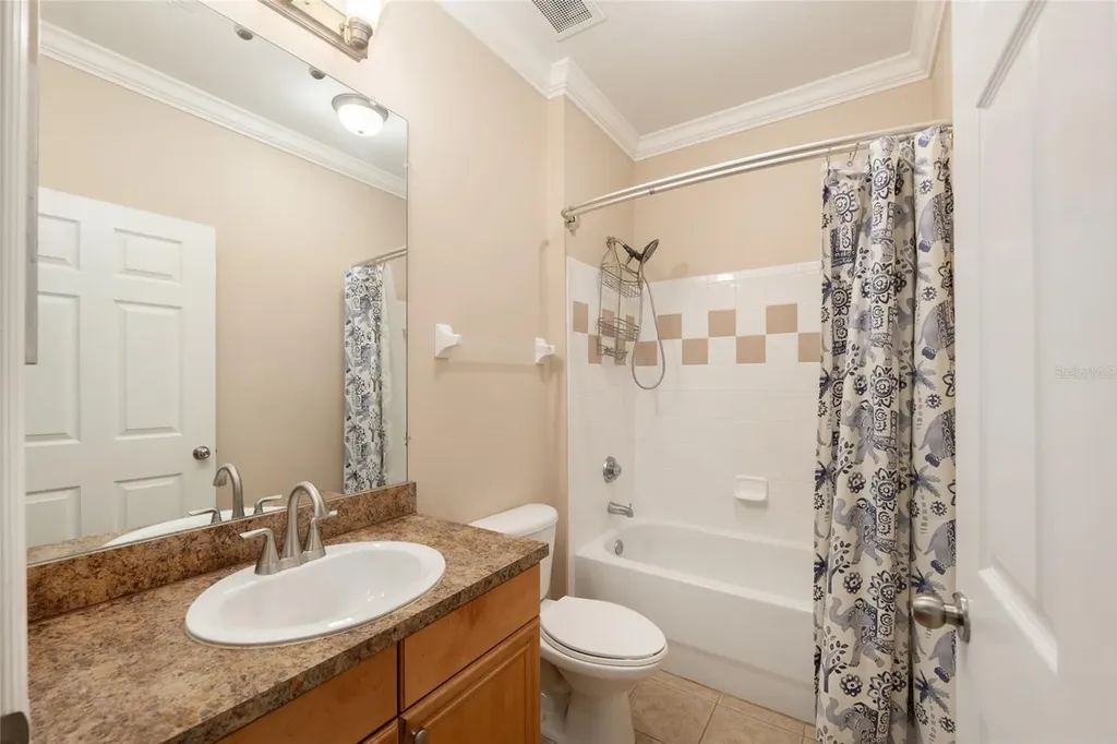 1235 SW 9th Road Gainesville FL 32601