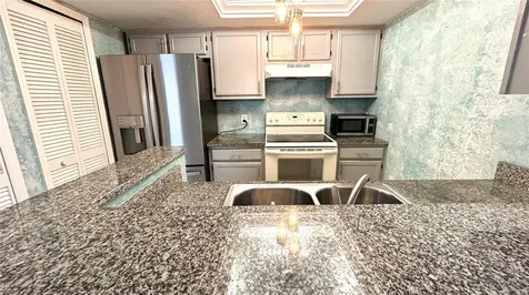 5855 SW 8th Place Gainesville FL 32607