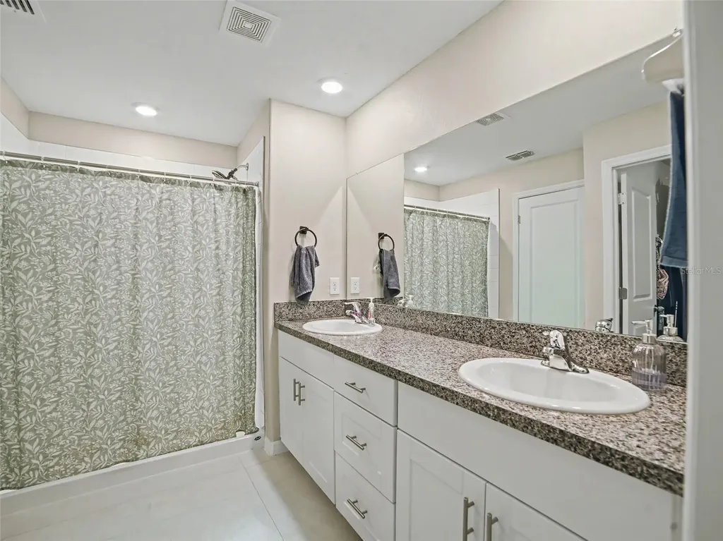 509 Royal Empress Drive Ruskin FL 33570