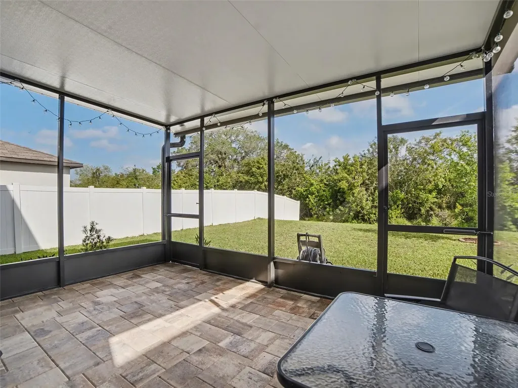 509 Royal Empress Drive Ruskin FL 33570