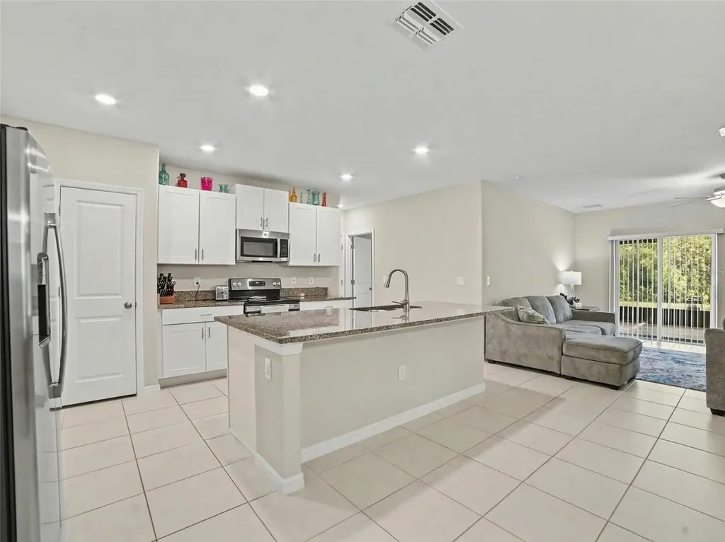 509 Royal Empress Drive Ruskin FL 33570