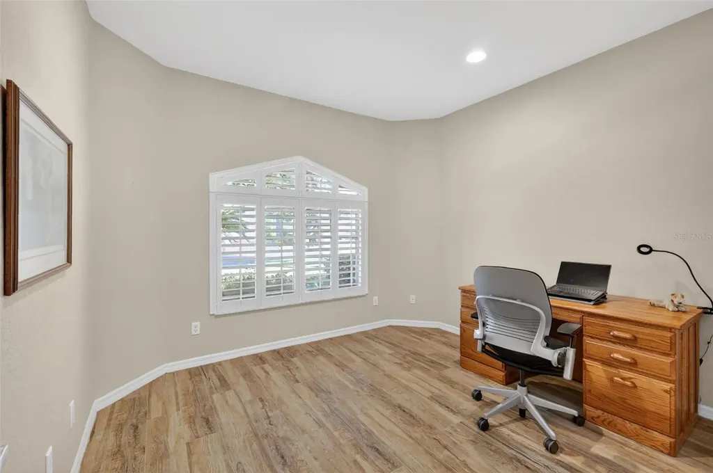 1880 Edgewater Drive Mount Dora FL 32757
