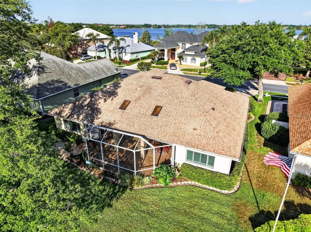 1880 Edgewater Drive Mount Dora FL 32757