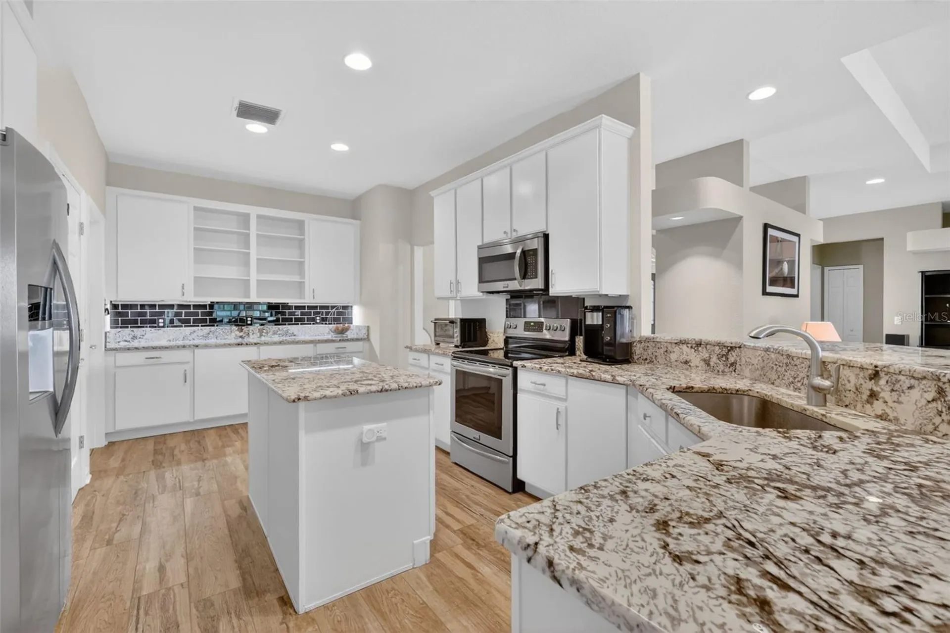 1880 Edgewater Drive Mount Dora FL 32757