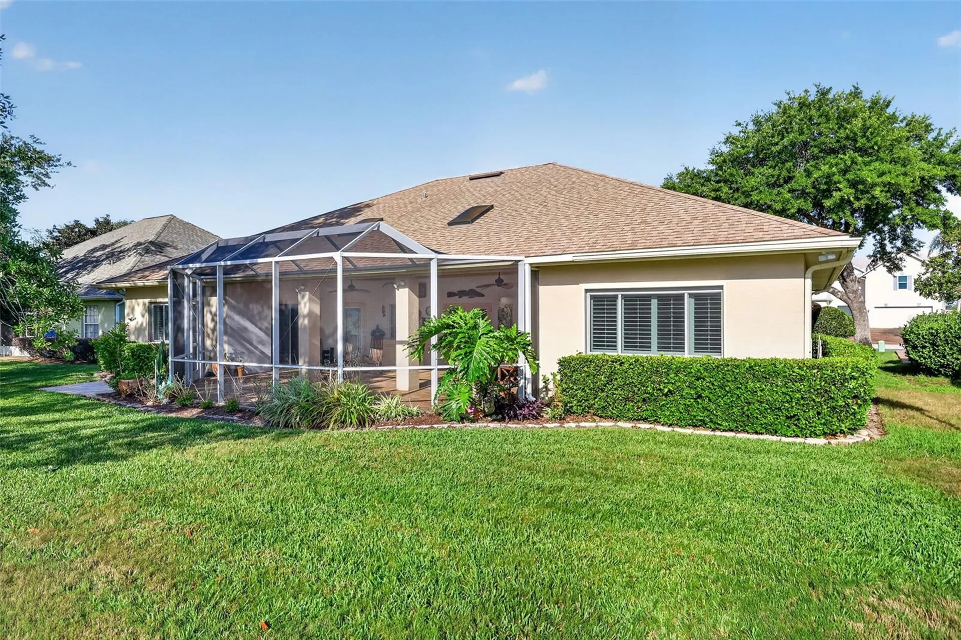 1880 Edgewater Drive Mount Dora FL 32757