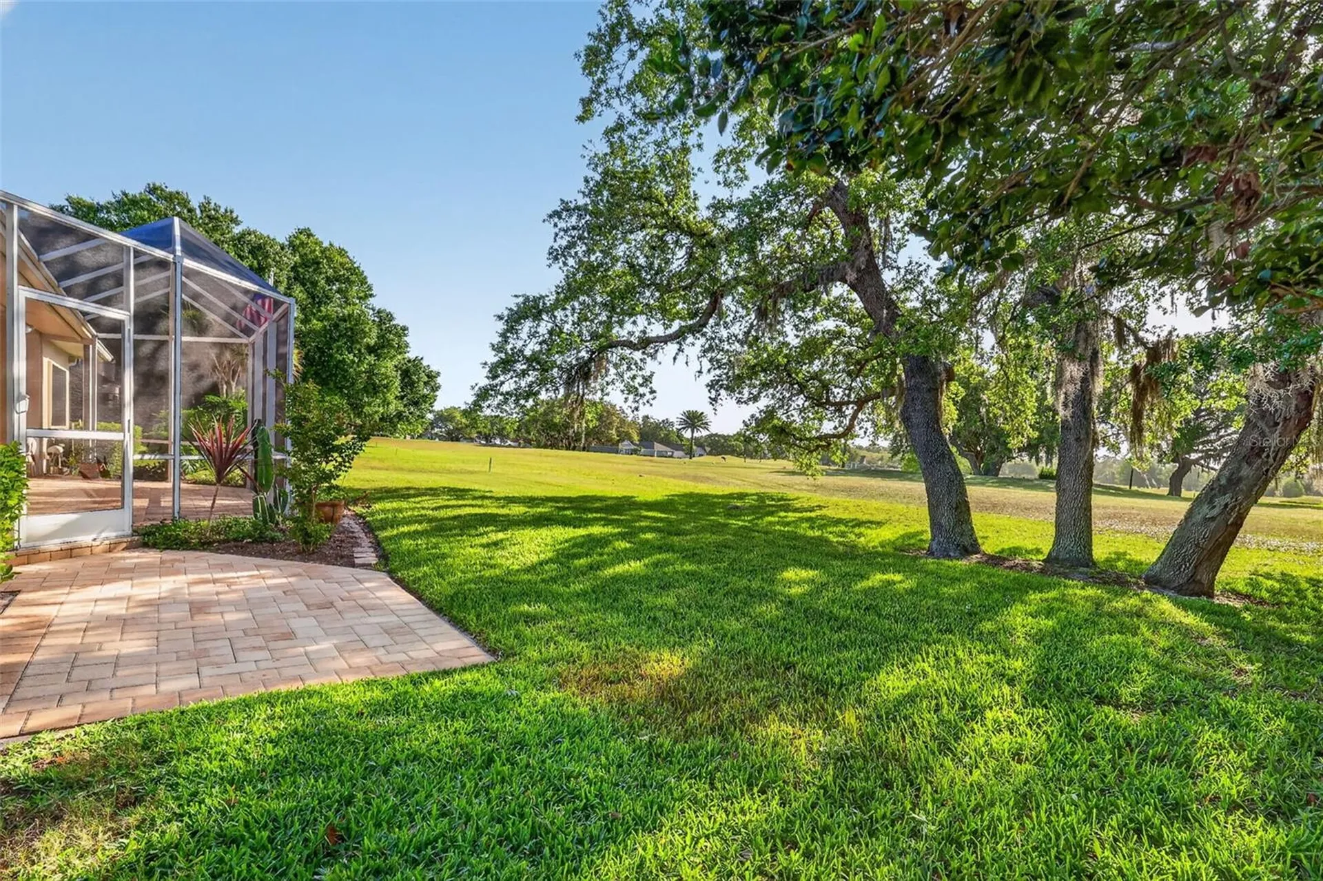 1880 Edgewater Drive Mount Dora FL 32757