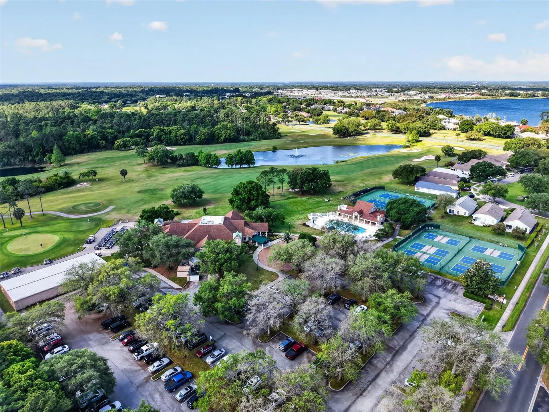 1880 Edgewater Drive Mount Dora FL 32757