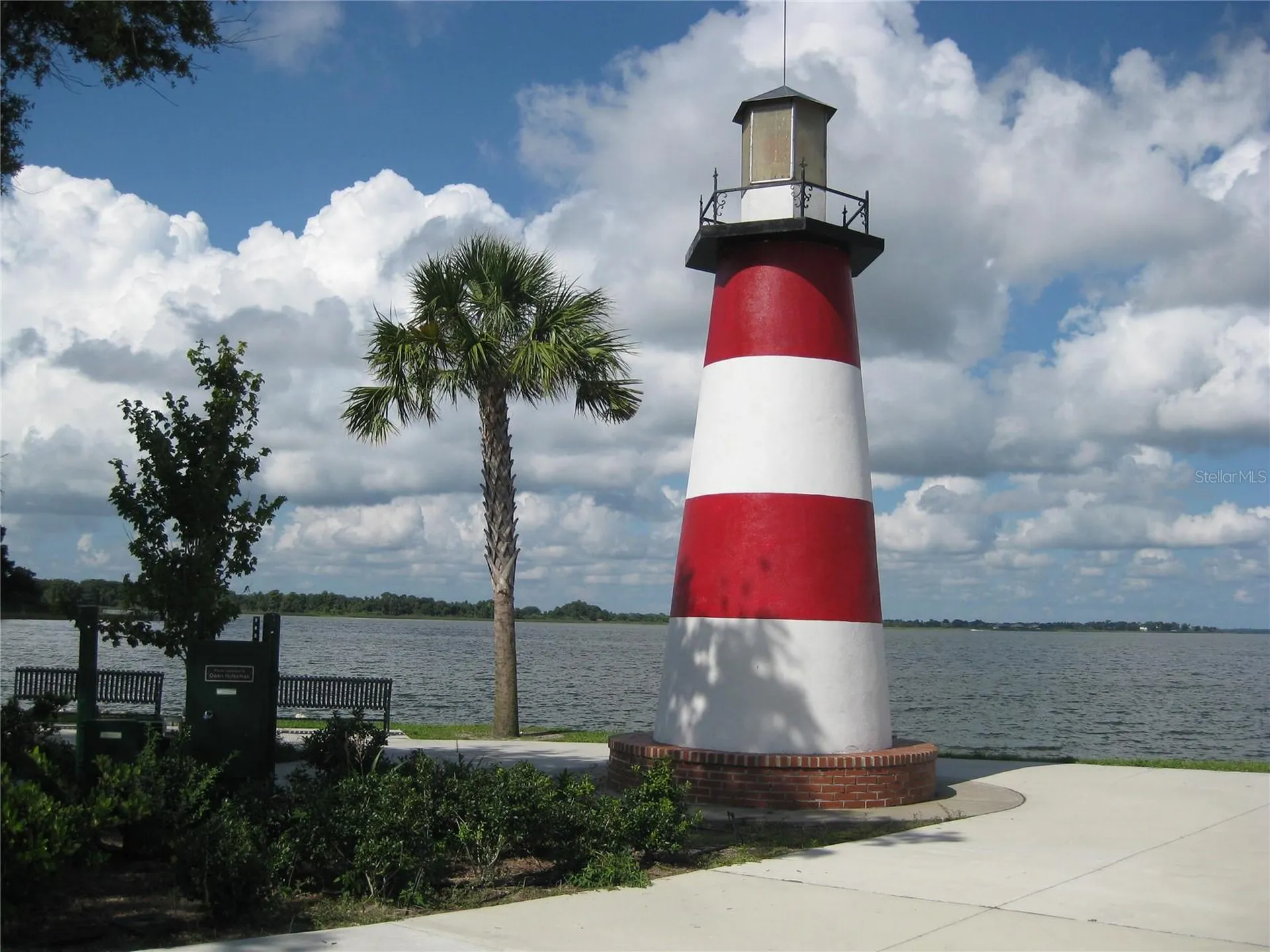 1880 Edgewater Drive Mount Dora FL 32757