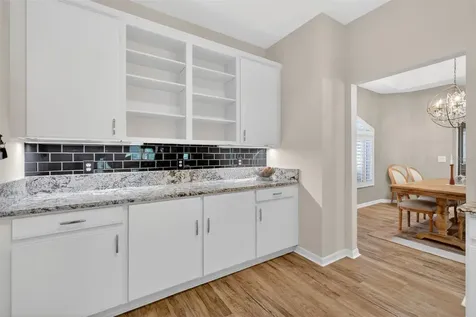 1880 Edgewater Drive Mount Dora FL 32757